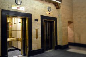 Video Lắp Đặt Thang Máy